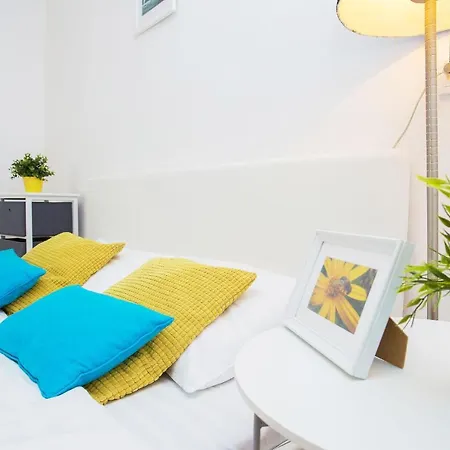 Apartament Apart *